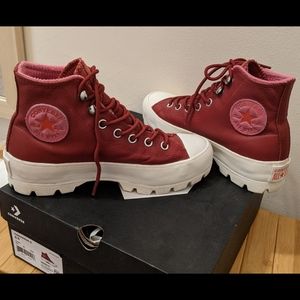 Converse Women Chuck Taylor Leather All Star